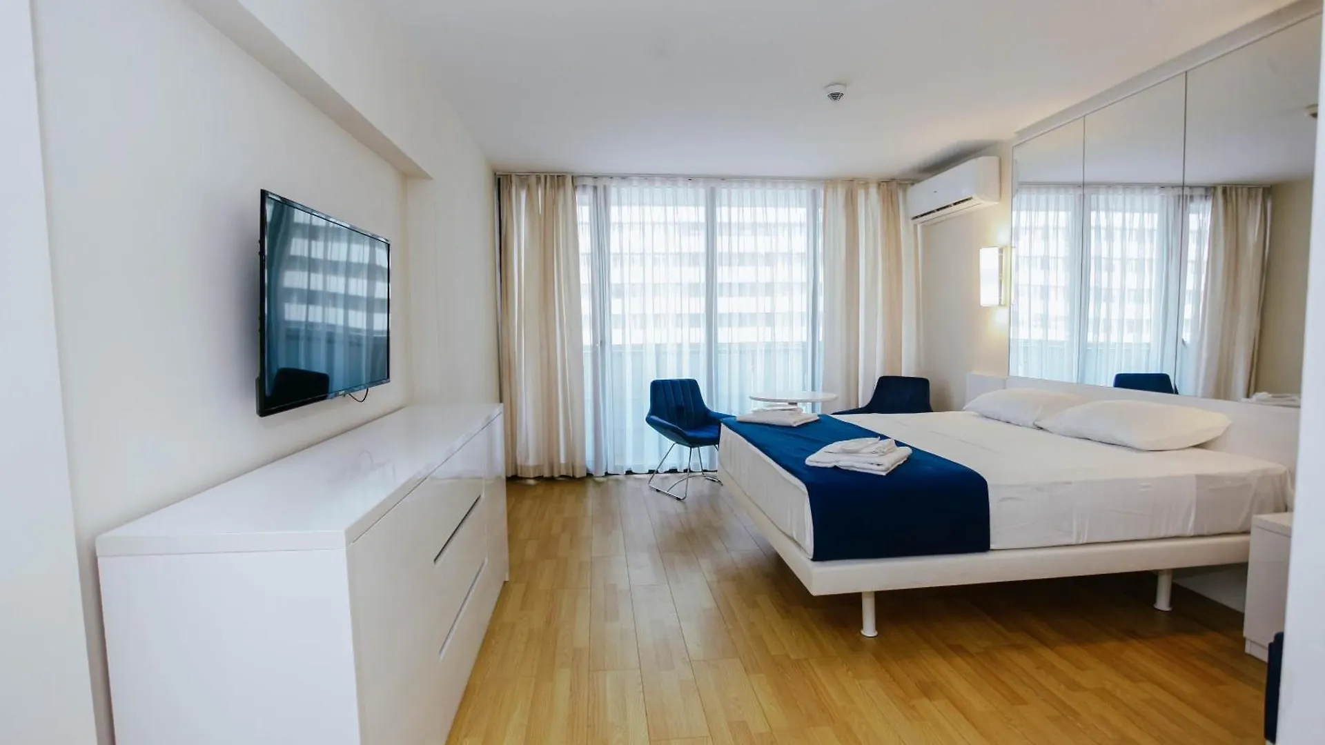 Welcoming Sea View Aparthotel In Orbi City 바투미 조지아