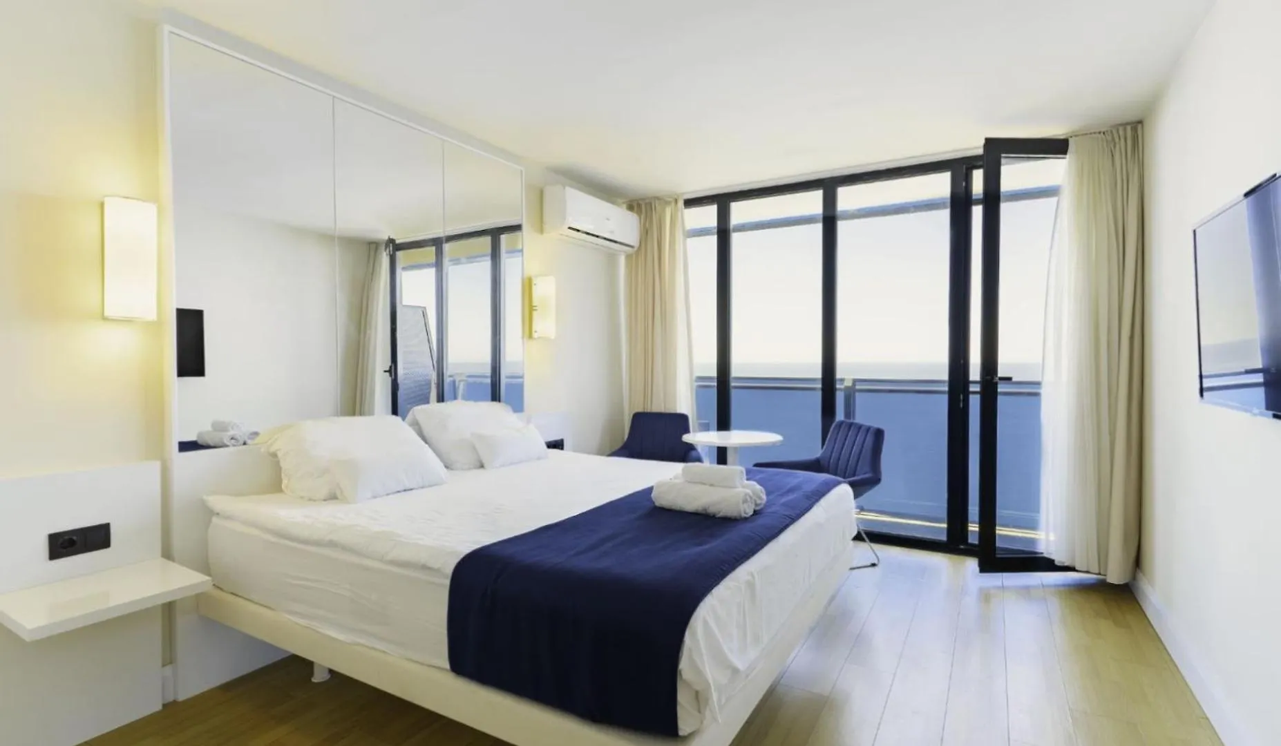 Welcoming Sea View Aparthotel In Orbi City 바투미 조지아