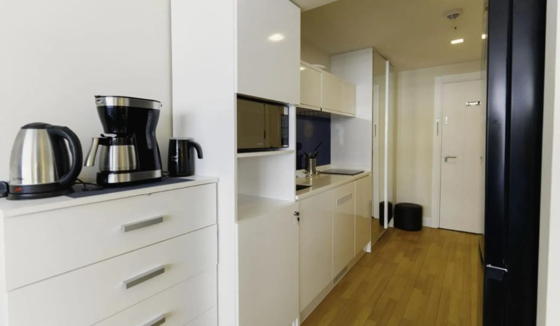 Welcoming Sea View Aparthotel In Orbi City 바투미